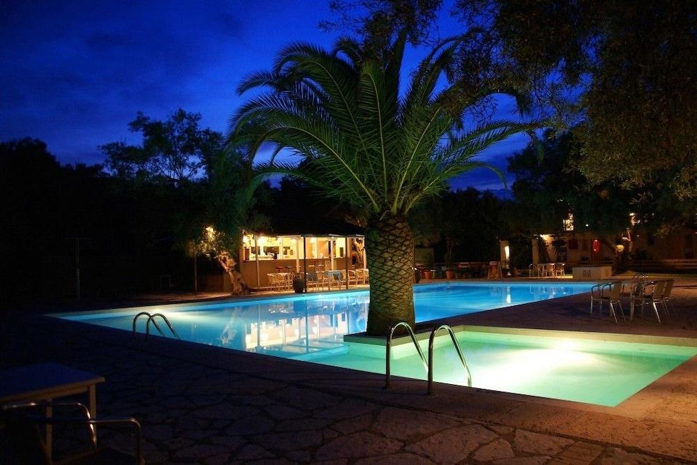 Thalero Holidays Center Лигия Екстериор снимка